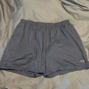 Tracksmith Men’s Gray Shorts